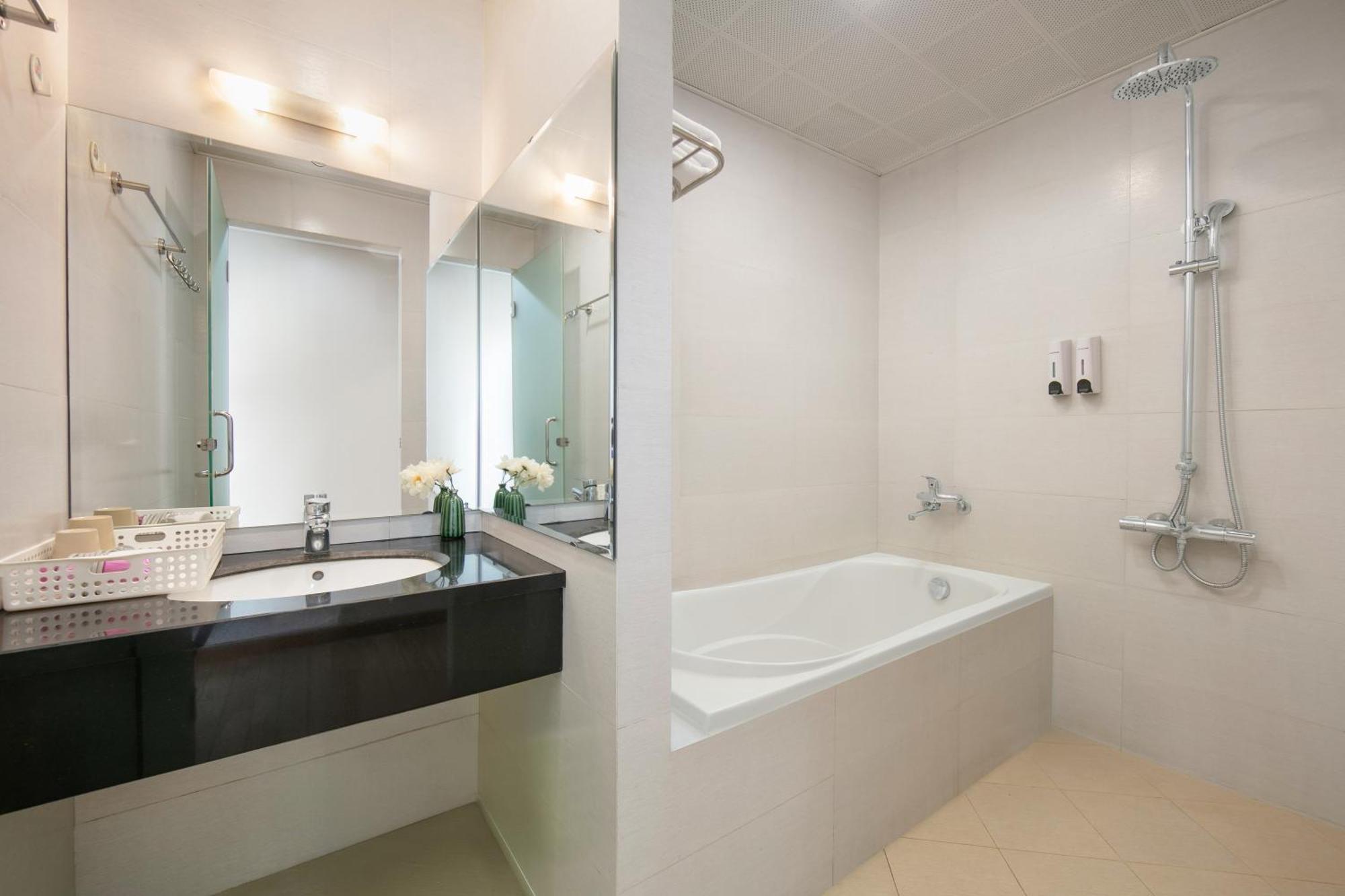 Hb Serviced Apartment - 121B Quan Hoa Hanoi Eksteriør billede
